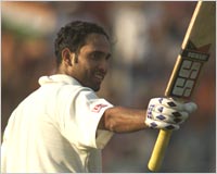 Laxman wages a lone battle