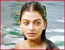 Aishwarya in Kandukondain...