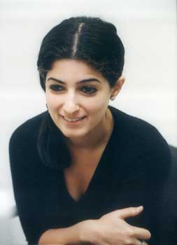 Twinkle Khanna at the Rediff Chat